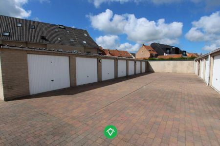 Appartement met 3 slaapkamers en garage te Eernegem - Foto 3