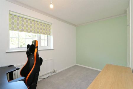 2 bedroom semi-detached house to rent - Photo 3