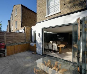 5 bedroom semi-detached house to rent - Photo 6