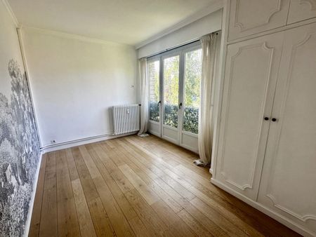 Location Appartement 3 pièces 82m² MARCQ EN BAROEUL 59700 - Photo 2