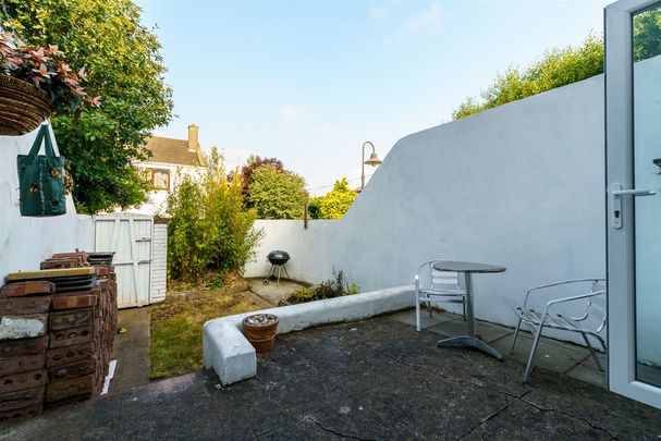 Adelaide Strand Road, Sandymount, Dublin 4 - Photo 1