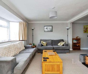 Norton Crescent, Tonbridge, Kent, TN10 - Photo 1