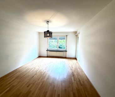 Gemütliche 3.5 -Zimmer-Wohnung mit Balkon in Reinach BL - Photo 1