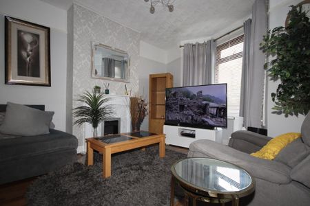 3 bedroom terraced house to rent - Photo 3