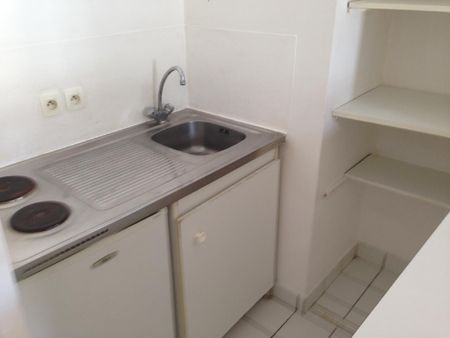 Location Appartement 1 pièce 23m² ROISSY EN FRANCE 95700 - Photo 5