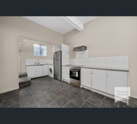3/3 Long Point Road, Sandy Bay, Tas 7005 - Photo 3