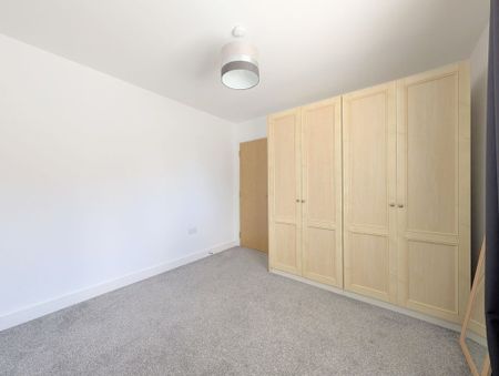 To Let – Aveling Drive, Banks, PR9 – Three Bedroom Semi - Photo 2