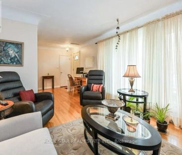 158 FENNELL AVENUE E - Photo 1