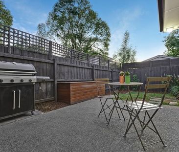 Stylish, Single-Level Unit In A Prime Location - Photo 6