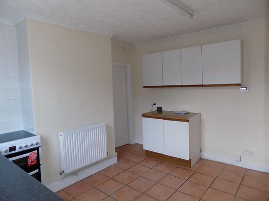 2 bedroom cottage to rent - Photo 1