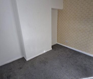 2 bedroom house to rent - Photo 1