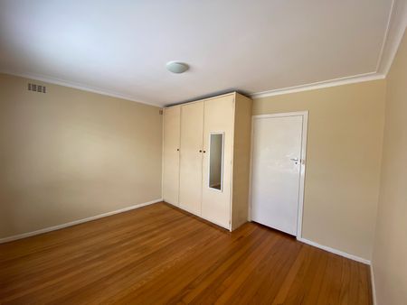 35 Mackenzie Street, Brunswick VIC 3056 - Photo 2