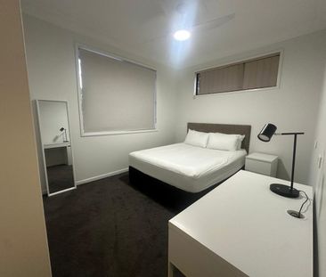 🏡 ROOM FOR RENT IN ASPLEY, BRISBANE – $390 PER WEEK ALL BILLS INCLU... - Photo 4