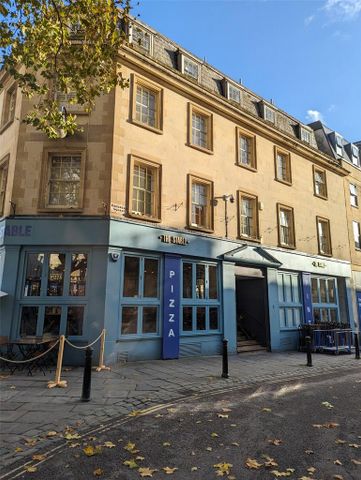 5 bedroom apartment to rent - Photo 2