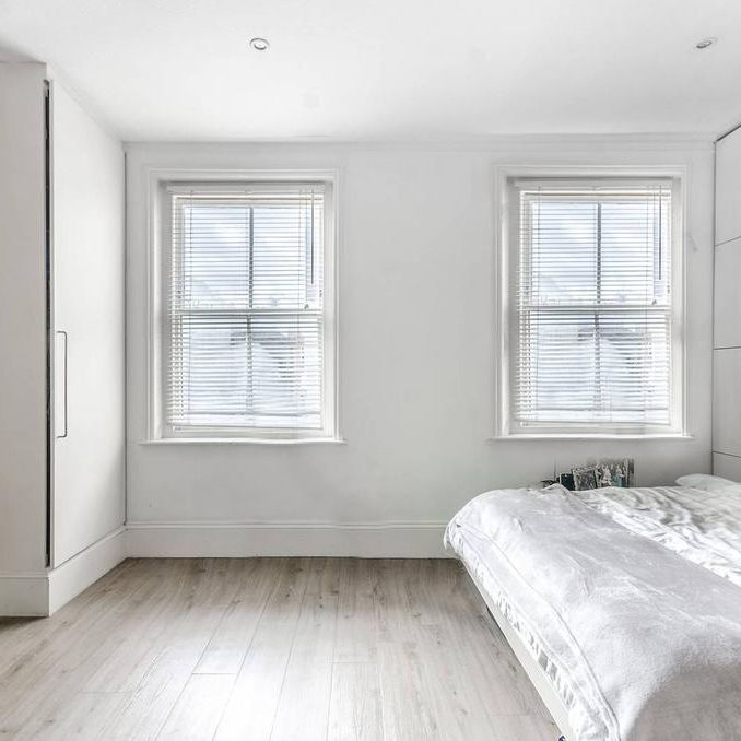 Studio to rent - Photo 1