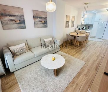 Alquiler de piso en Avenida Antonio Belón - Photo 3