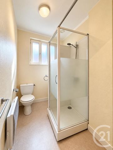 Location Appartement 2 pièces 36m² MOULINS 03000 - Photo 4