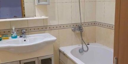 Apartament cu 2 camere de inchiriat pe strada Independentei - Photo 3