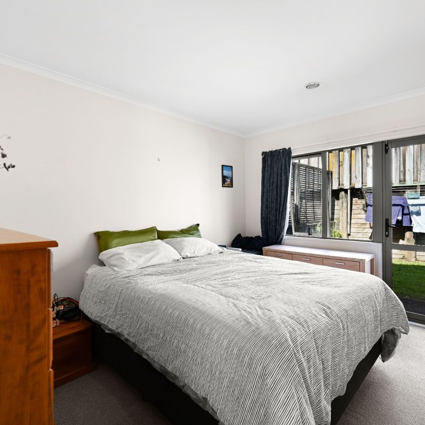 Experience modern living in this beautifully designed two-bedroom, two-bathroom apartment on sought-after Ruakiwi Road. - Photo 1