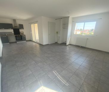 Appartement 4 pièces à louer Montbrison - 42600 / Réf: 176-2208 - Photo 2