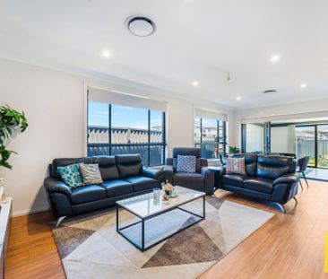 Grand Family Home!! - Photo 1