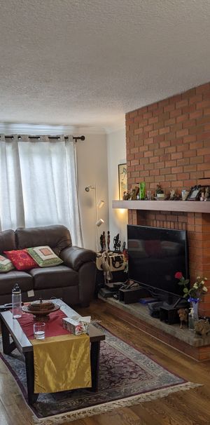 Yonge and Finch East Three Bedroom and 1.5 Bathrooms - Photo 1