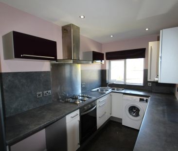 Wessex Gardens, Sheffield, S17 - Photo 4