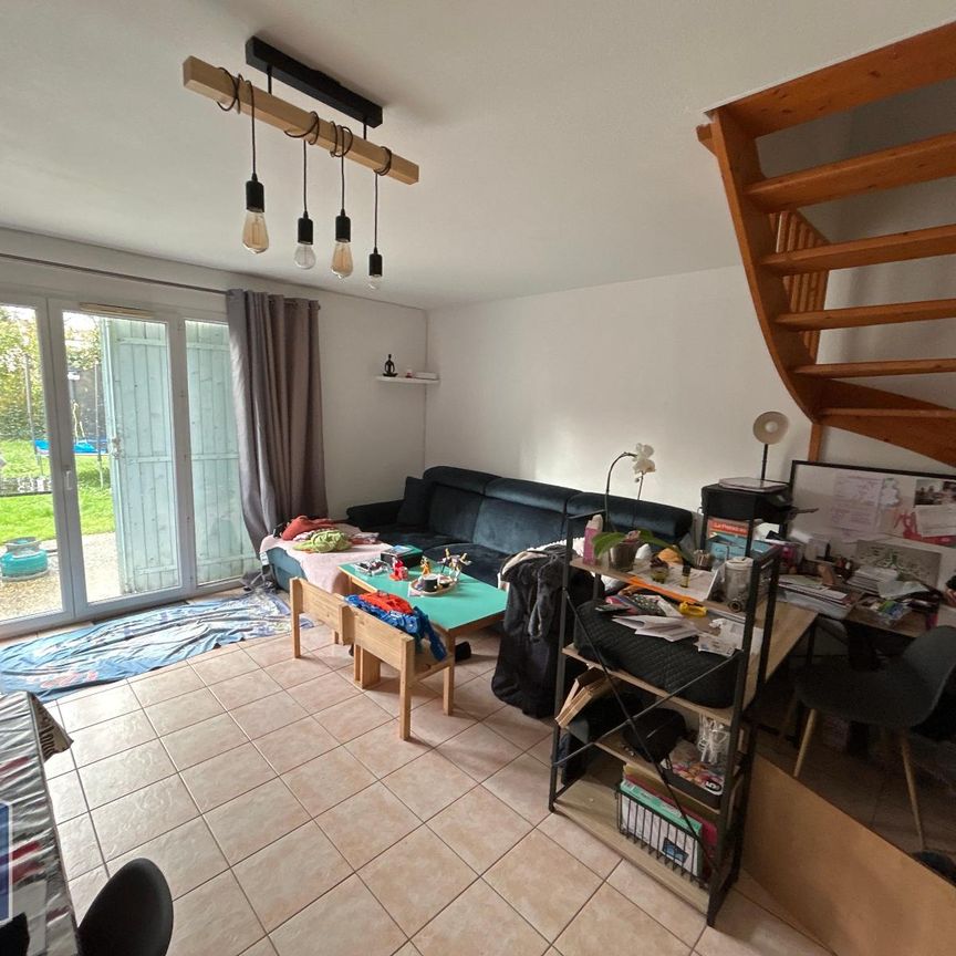 Location Maison 4 pièces 80m² TONNAY CHARENTE 17430 - Photo 1