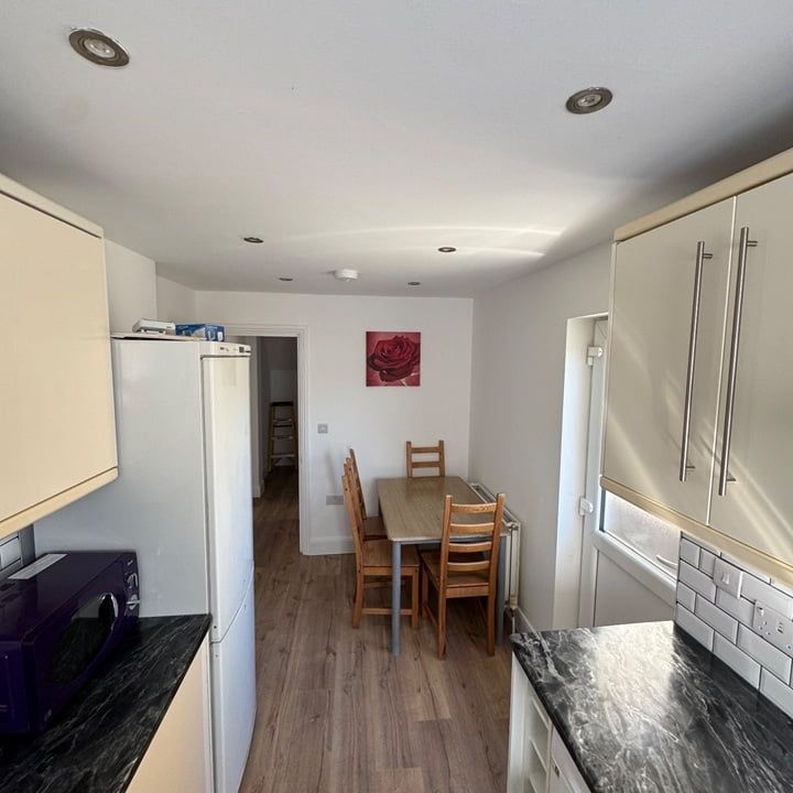 1 Bed Flat, Denton Road, N18 - Photo 1