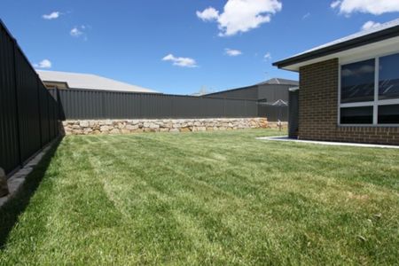 Neat Four Bedroom Ensuite Home - Photo 2