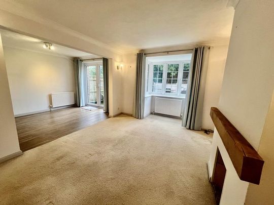 3 bedroom terraced house to rent - Photo 1