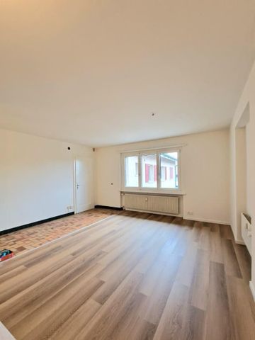 "Teilsanierte Wohnung per sofort zu vermieten" - Foto 2