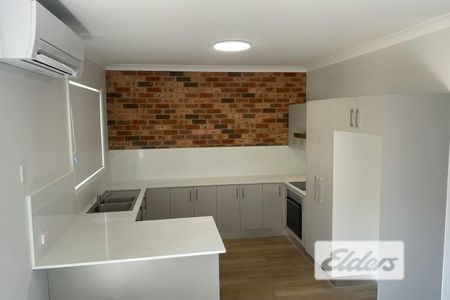 Low-Maintenance Villa - Photo 4