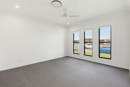 Brand New Family Home with Premium Features in Yarrabilba! - Photo 2