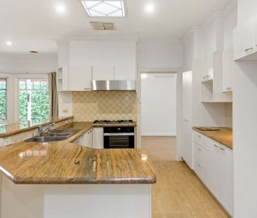 Well Maintained Family Home - Photo 1