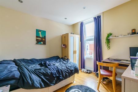 6 bed maisonette to rent in Hazelwood Avenue, Newcastle Upon Tyne, NE2 - Photo 3