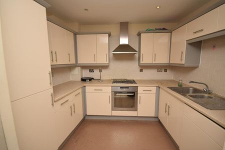 2 bedroom apartment to rent - Photo 5