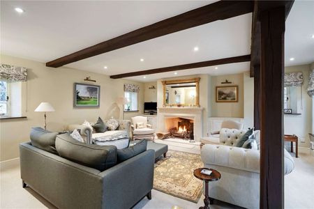 A magnificent Grade II listed Cotswold farmhouse with substantial converted barn, set in about 3.5 acres. - Photo 2