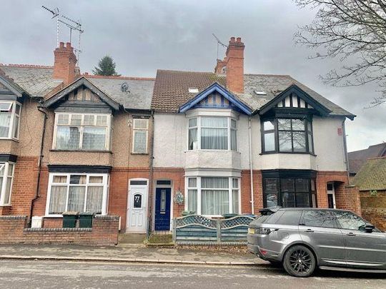 1 bedroom in a house share to rent - Photo 1