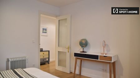 valencia, Valencian Community 46011 - Photo 5