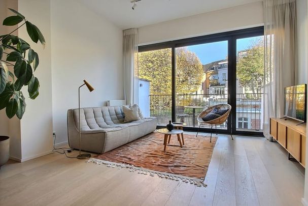 Appartement te huur - Photo 1