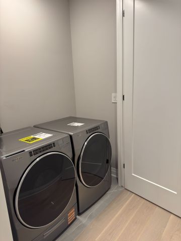 For Lease - 1216 Onyx Trail, Oakville, Ontario - Photo 5