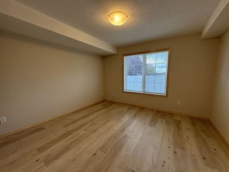 130 Panatella Landing Northwest, Calgary - Photo 4