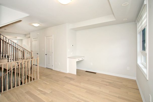 For Lease - 5893 Saigon Street, Mississauga, Ontario - Photo 1