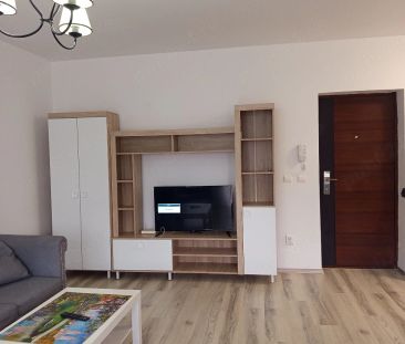 Inchiriez apartament 2 camere - Photo 4
