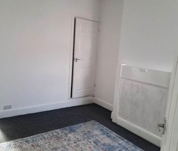 2 bedroom house to rent - Photo 1