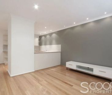7 / 7-9 Yeovil Crescent, BICTON WA 6157 - Photo 1