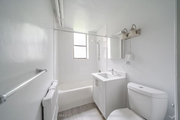 10 Kingston Road #82 - Photo 1