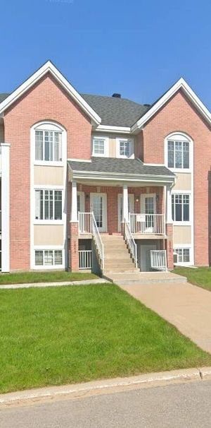 2 CH - 1 SDB - Terrebonne - $1,550 /mo - Photo 1