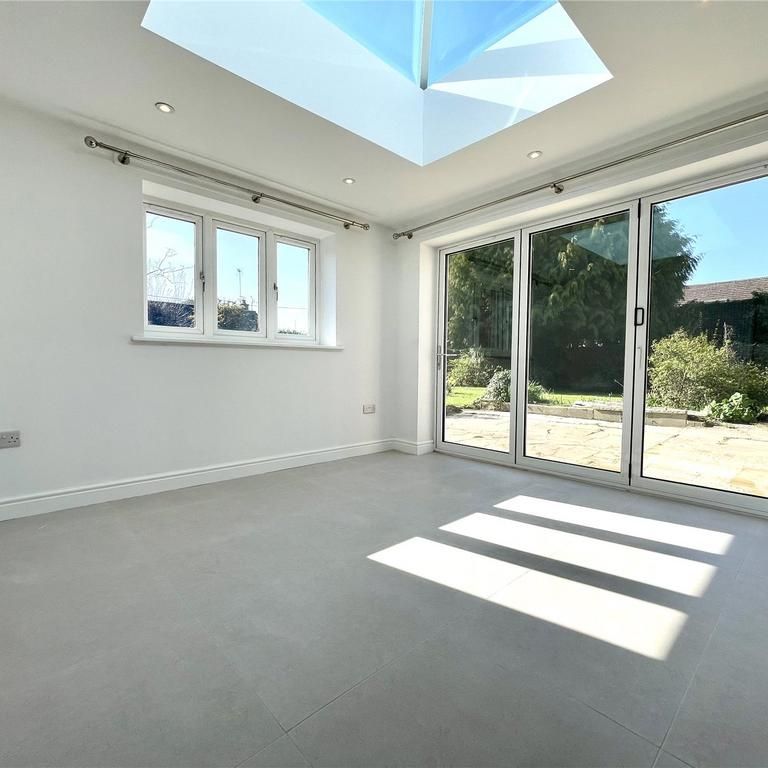 3 bedroom detached house to rent - Photo 1